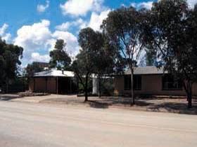 Outback Chapmanton Motor Inn - Accommodation Gold Coast 1
