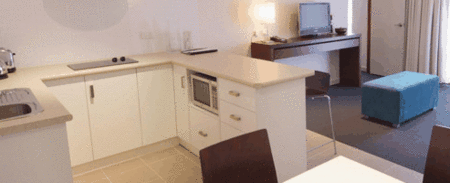 Standpipe Golf Motor Inn - Accommodation Gold Coast 0