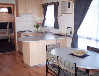 Ocean Point Resort - Accommodation Gold Coast 3