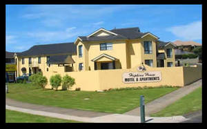 Hopkins House Motel & Apartments - Accommodation Gold Coast 1