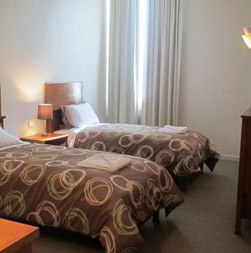 The Plough Hotel - Accommodation Gold Coast 1