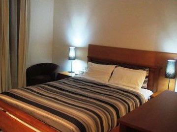 The Plough Hotel - Accommodation Gold Coast 2