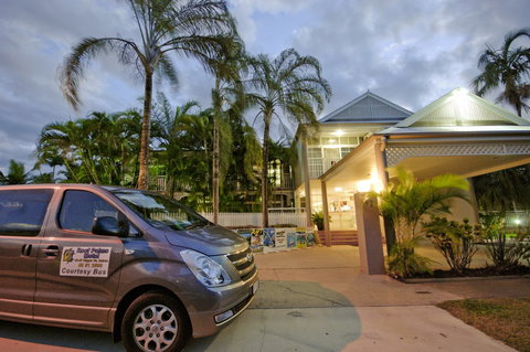 Reef Palms - Accommodation Gold Coast 0