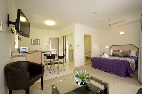 Reef Palms - Accommodation Gold Coast 1