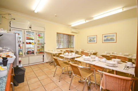 Reef Palms - Accommodation Gold Coast 4