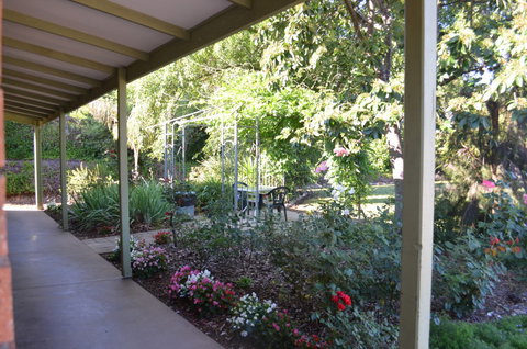 Bright Colonial Inn Motel - Accommodation Gold Coast 1