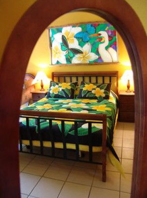Airlie Beach Myaura Bed And Breakfast - Accommodation Gold Coast 3