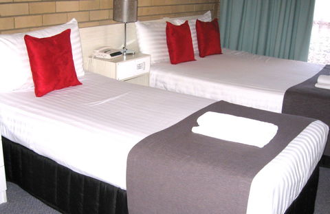 Golden Harvest Motor Inn - Accommodation Gold Coast 2