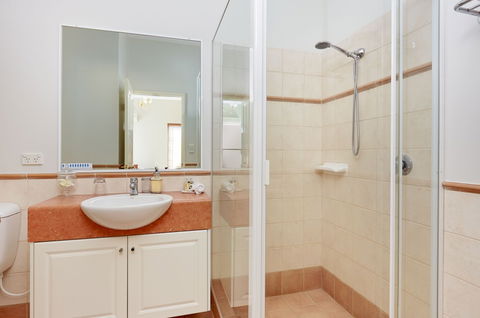 Durham Lodge - Accommodation Gold Coast 3