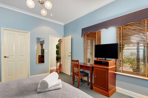 Durham Lodge - Accommodation Gold Coast 5