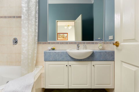 Durham Lodge - Accommodation Gold Coast 7