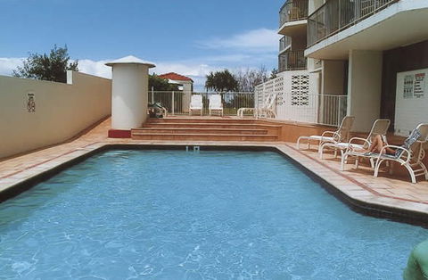 Golden Sands Holiday Apartments - Accommodation Gold Coast 4