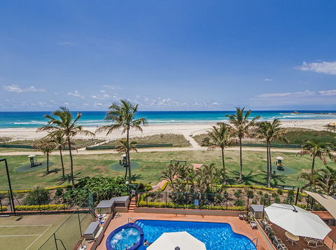 Princess Palm On The Beach - Accommodation Gold Coast 2