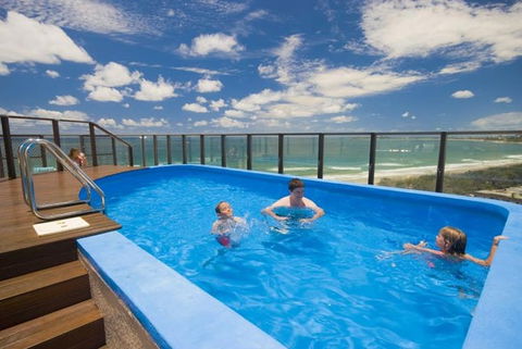 Majorca Isle Beachside Resort - 1 Gold Coast 3