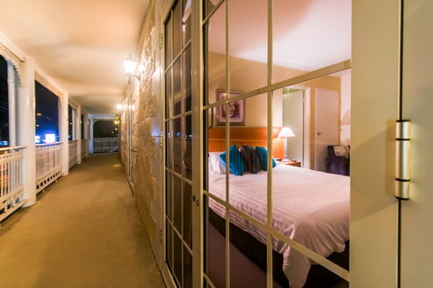 White Lace Motor Inn - Accommodation Gold Coast 3