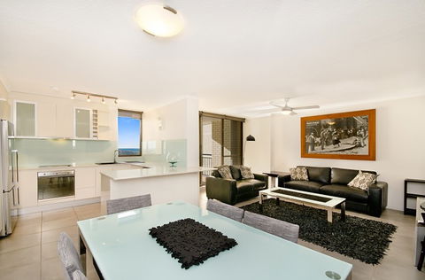 Banyandah Towers - Accommodation Gold Coast 3