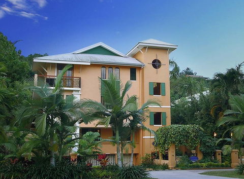 Martinique On Macrossan - Accommodation Gold Coast 0