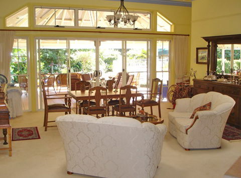 Noosa Valley Manor - Bed And Breakfast - Accommodation Gold Coast 3