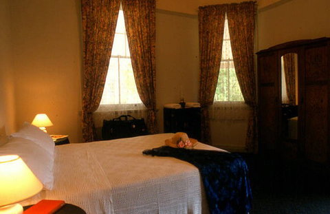 Abernethy Guesthouse - Accommodation Gold Coast 4