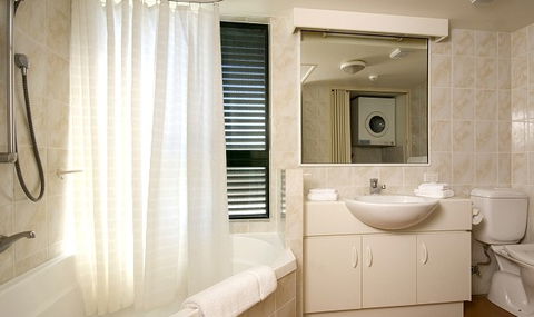 Tropic Towers Apartments - Accommodation Gold Coast 1
