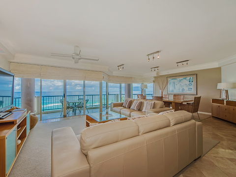AA Oceana On Broadbeach - Accommodation Gold Coast 14