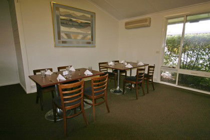 Red Cedars Motel - Gold Coast 4U 1