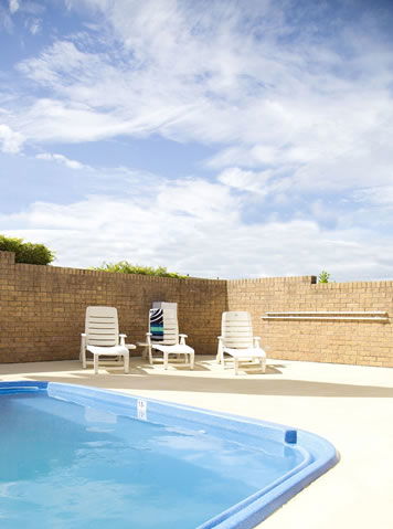 Cumberland Motor Inn - Accommodation Gold Coast 3