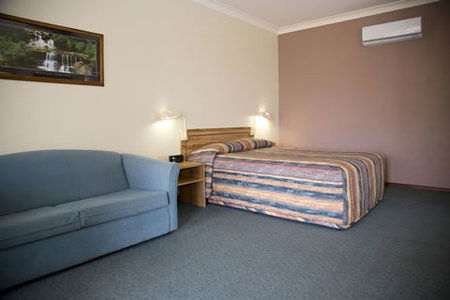Cumberland Motor Inn - Accommodation Gold Coast 6
