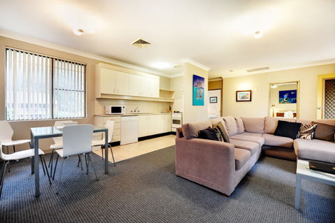 Absolute Beachfront Smugglers On The Beach - Accommodation Gold Coast 5