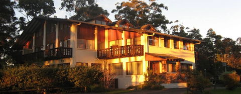 Chalet Swisse Spa Retreat - Accommodation Gold Coast 4