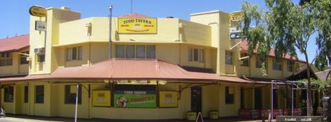 Todd Tavern - Accommodation Gold Coast 0