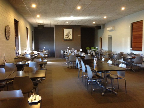 Port Victoria Hotel Motel - Accommodation Gold Coast 2