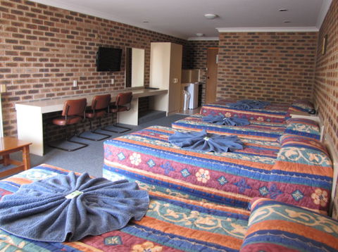 The Big Trout Motor Inn - Accommodation Gold Coast 1