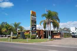 Queens Beach Motor Hotel - Accommodation Gold Coast 0