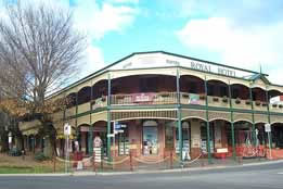 Royal Hotel Daylesford - Accommodation Gold Coast 0