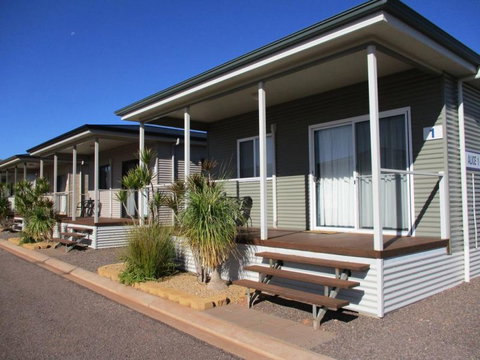 Sundowner Cabin And Tourist Park - Accommodation Gold Coast 10