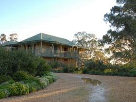 Lindsay House - Accommodation Gold Coast 0