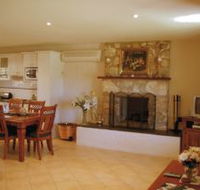Sherwood Cottages Country Retreat - Accommodation Gold Coast