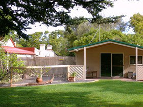 Shiralea Country Cottage - Accommodation Gold Coast 0