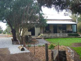 River Walk Cottage - Accommodation Gold Coast 0