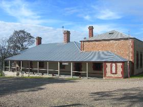 Wellington Courthouse - Accommodation Gold Coast 0