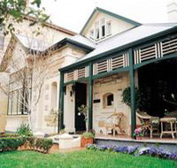 Water Bay Villa Bed and Breakfast - Accommodation Gold Coast