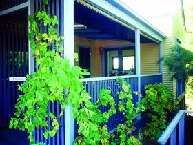 Lavender Blue Country Apartments - Accommodation Gold Coast 0