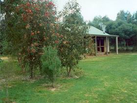 Murray's Country Cottages - Accommodation Gold Coast 0