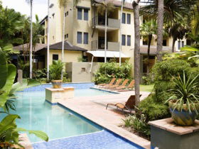 Reef Club - Accommodation Gold Coast 0
