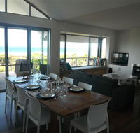 Cassini Beach House - Accommodation Gold Coast