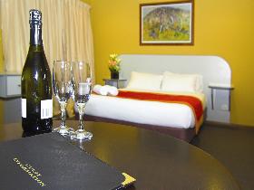 Victoria Hotel - Strathalbyn - Accommodation Gold Coast 0