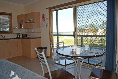 Port Vincent Caravan Park And Seaside Cabins - Accommodation Gold Coast 2