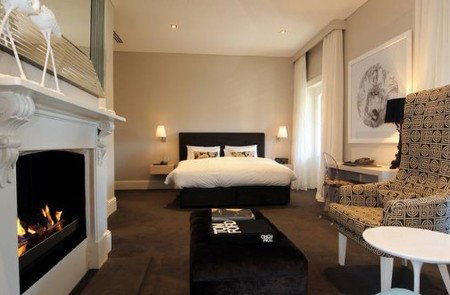 The Stirling Hotel - Accommodation Gold Coast 1