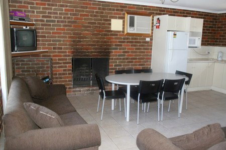 Roonka Riverfront Cottages - Accommodation Gold Coast 4